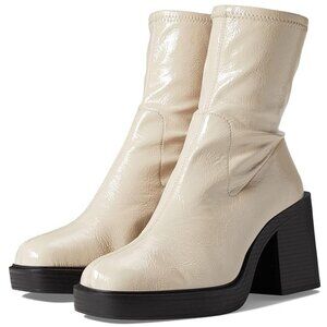 NIB KENNETH COLE NEW YORK Amber Heeled Booties in Ecru Womens Size 9